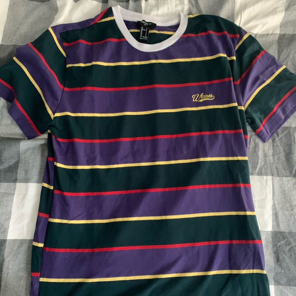 Forever 21 T-Shirt